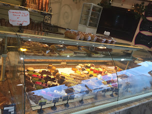 Photo n°33 de Boulangerie Aux délices de la gare rive gauche à Viroflay (Boulangerie)