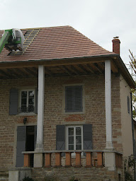 Photo n°13 de Charpente Armand Schatz - Couverture - Zinguerie Macon, Tournus, Bourg-en-Bresse à Ozan (Couvreur)