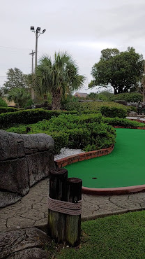 Gilligan's Island Funland by null