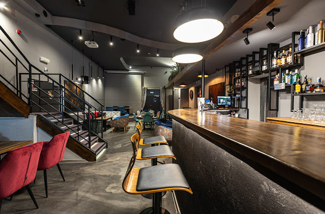 Opinii despre Klubokawiarnia Kultura în Świecie - Kawiarnia