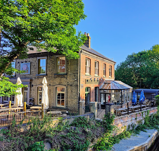 The Red Lion Bishopgate - Thumbnail