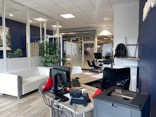 Photo n°10 de Allianz Assurance VENDOME LA PIERRE LEVEE - Vincent RAFFIN à Vendôme (Compagnie d'assurance moto)