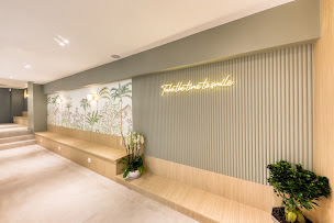 Photo n°3 de VDA Smile - Orthodontie Enfant/ Adulte à Ville d'Avray - Dr Kelly Bouaziz & Dr Léa Korchia à Ville-d'Avray (Cabinet dentaire)