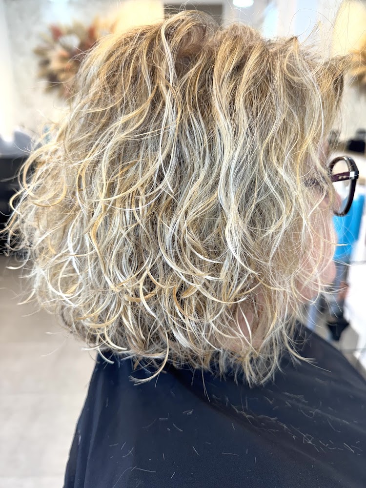 Charismatic coiffure