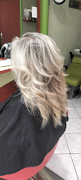 Photo n°18 de Coiffure Life à Rumilly (Salon de coiffure)