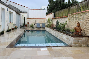 Photo n°12 de Linckia à La Flotte (Société de construction de piscine)