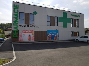 Photo n°1 de Pharmacie Cayla Bernadotte Philippe et Sonia Jurançon à Jurançon (Grossiste en produits chirurgicaux)