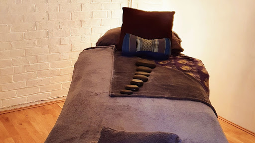 Karmazone Holistic Massage and Reflexology