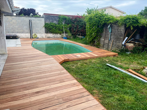 Photo de Baaaam Construction : Terrasse en Bois & Piscine à Bordeaux | Spécialiste Aménagement Extérieur à Gradignan (33170)