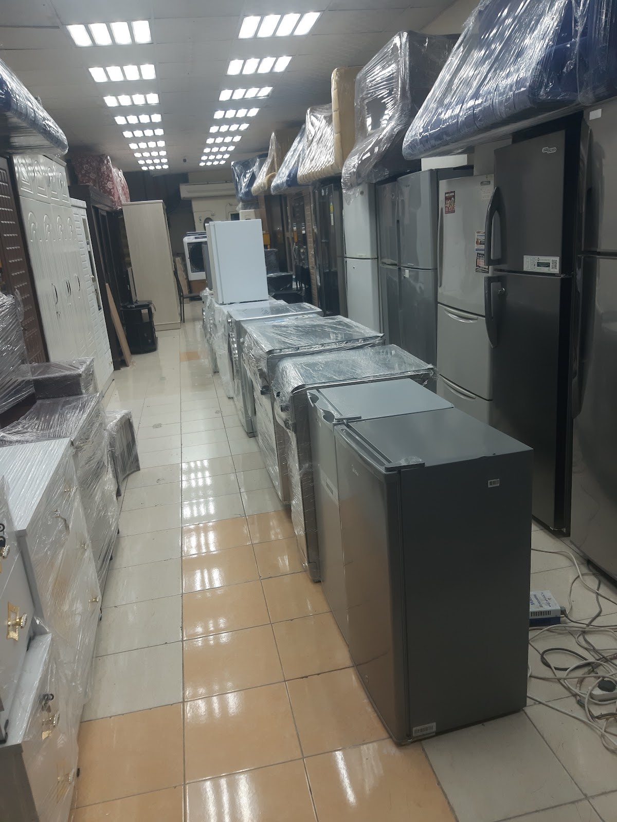 Sardar used furniture trading - صورة 5