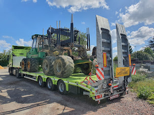 Photo n°2 de Transports Marot à Loudun (Société de transport routier)
