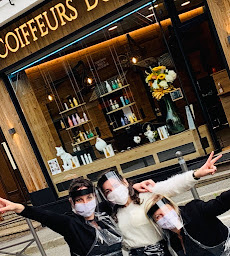 Photo n°20 de Les Coiffeurs du Bourg à Morzine (Salon de coiffure)