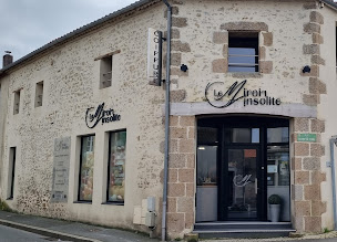 Photo n°3 de Le Miroir Insolite à La Chaize-le-Vicomte (Salon de coiffure)