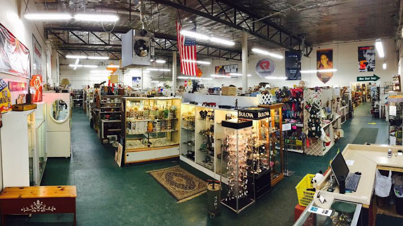 Flea Markets in Palmer, Massachusetts