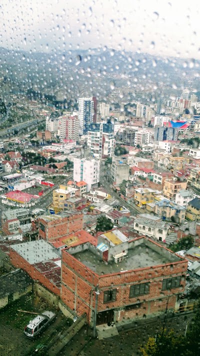 Photos of Estaci&oacute;n Teleferico Irpavi