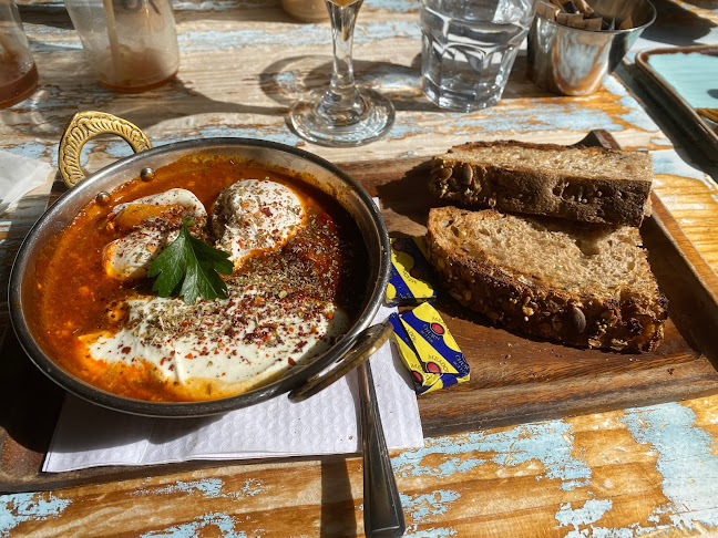 El Ganso Cafe - Restaurant