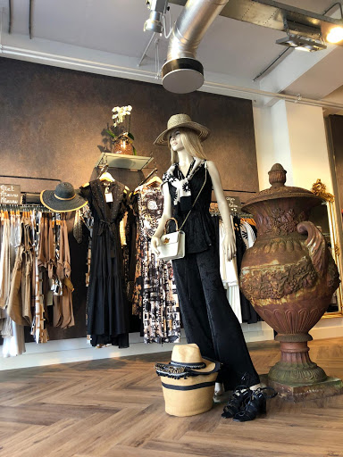 Di Lucca Moda B.V. - Thumbnail
