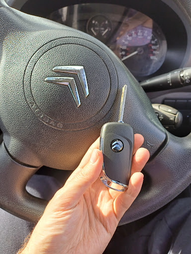 Oak Auto Locksmith - Thumbnail