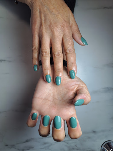 Carole Ongles - Thumbnail