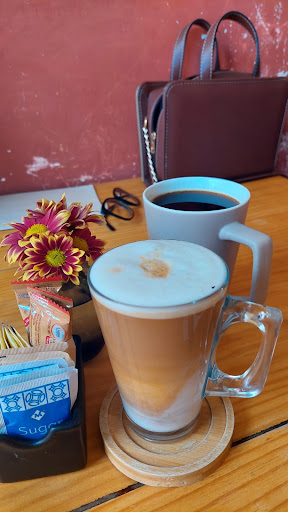 Patio Bistro.Deli - Thumbnail