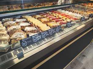 Photo n°1 de Aux gourmandises de Christophe à Tinchebray-Bocage (Boulangerie)