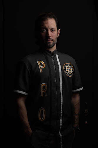 Tsarouchas hair salon - Δραπετσώνα