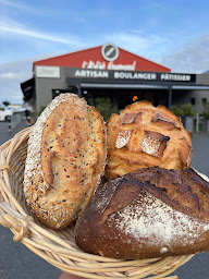 Photo n°4 de L'Atelier gourmand - Boulangerie-Pâtisserie artisanale à Saintes (Pâtissier spécialisé dans les gâteaux de mariage)