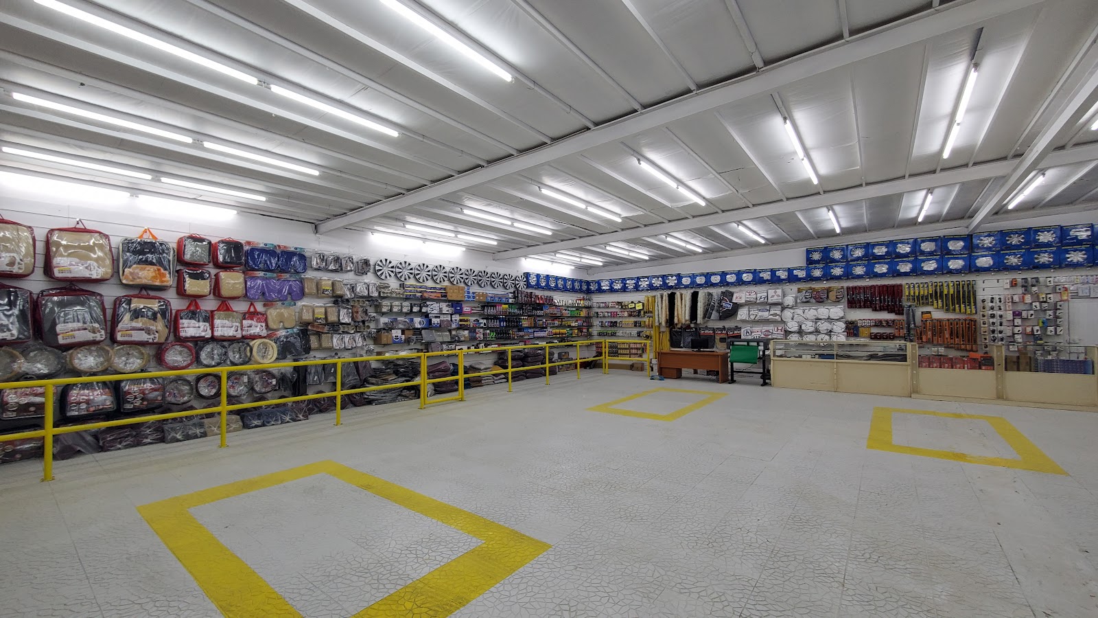 سهم 9 لزينة السيارات