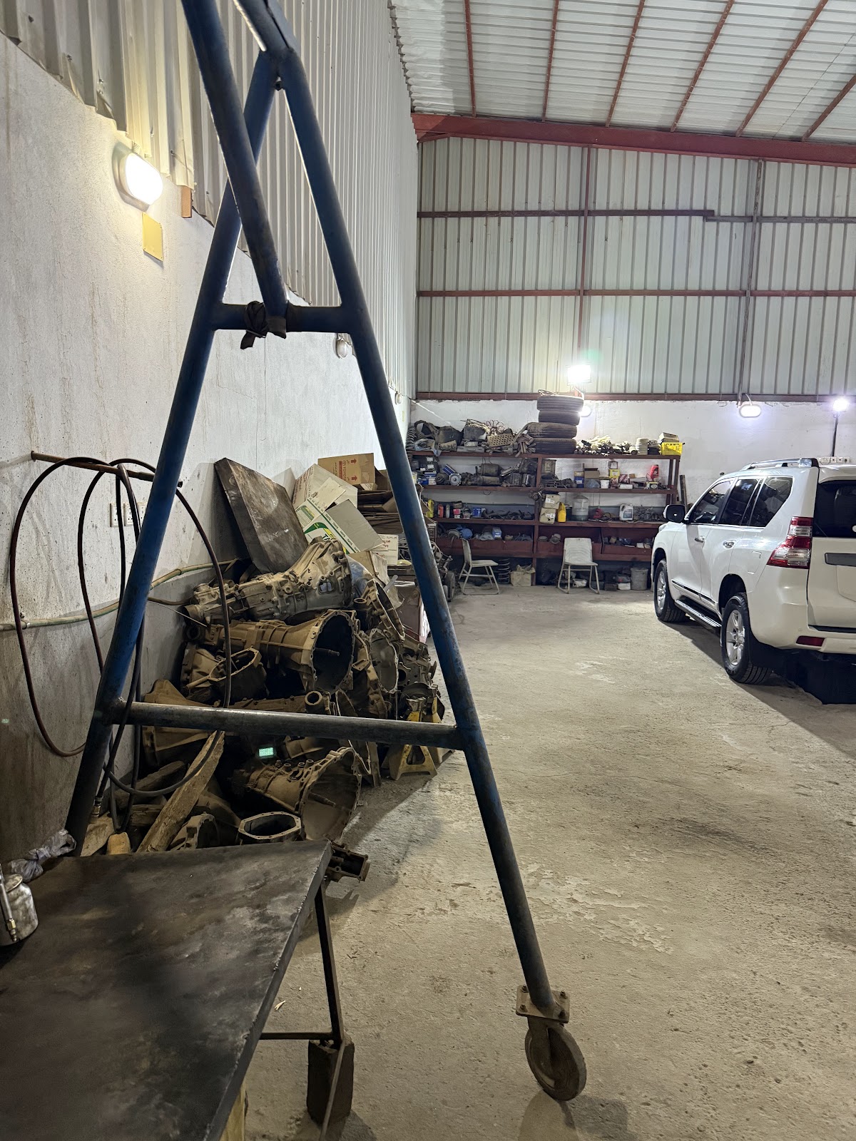 ورشة شركة منطقة توقف واحدة وقطع غيار للسيارات One Stop Area Company (Workshop & Spareparts) - صورة 2