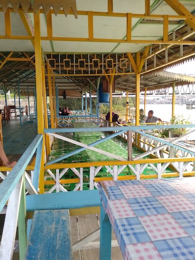 Photos of Rumah Makan Terapung