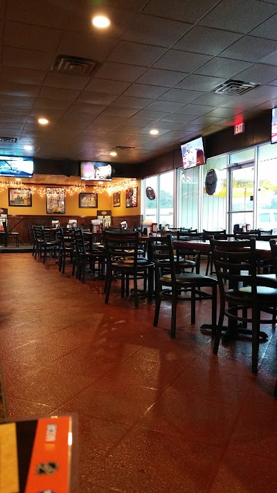 Photos of Kickin Wingz