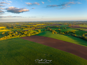 Photo n°15 de Nid des Drones - Télépilote de Drone | Vidéaste & Photographe à Saint-Pierre-des-Nids (Société de production vidéo)