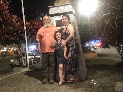 Photos of Monumento a Juan Montalvo Park