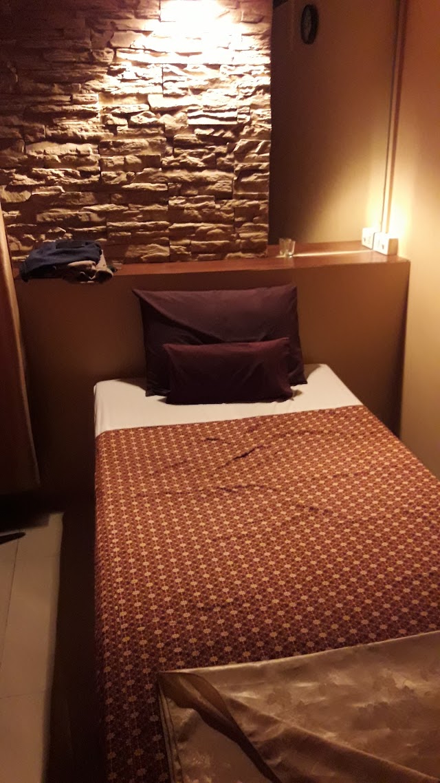 Sarinya Thai Massage & Spa