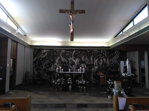 Holy Family Notre Dame Roman Catholic Parish Gallery - Canada