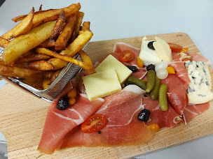 Photo n°11 de Le Lion d'Or à Saint-André-d'Apchon (Restaurant français)