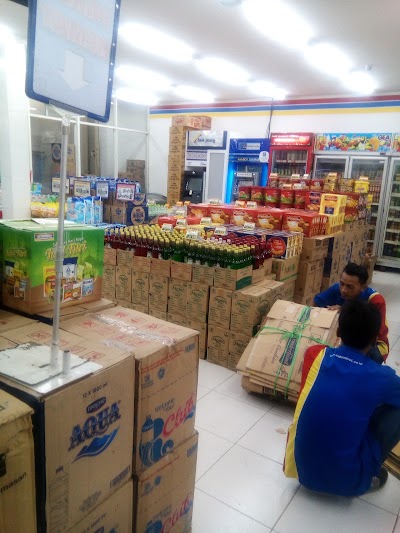 Photos of Indomaret Bebekan