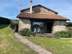 Photo n°5 de Barn Long House with Private Pool à Chassenon (Maison de vacances)