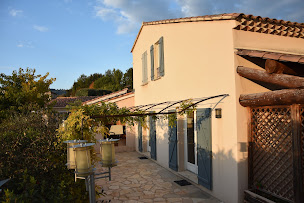 Photo n°4 de La bicyclette crillonnaise à Crillon-le-Brave (Service de transport et d'accompagnement)