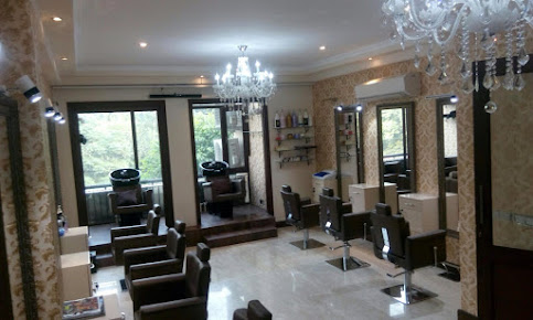 Af1qiposkcmnd8fomlszr7pygyn2uneu33evcrve6zfg=s483 K No