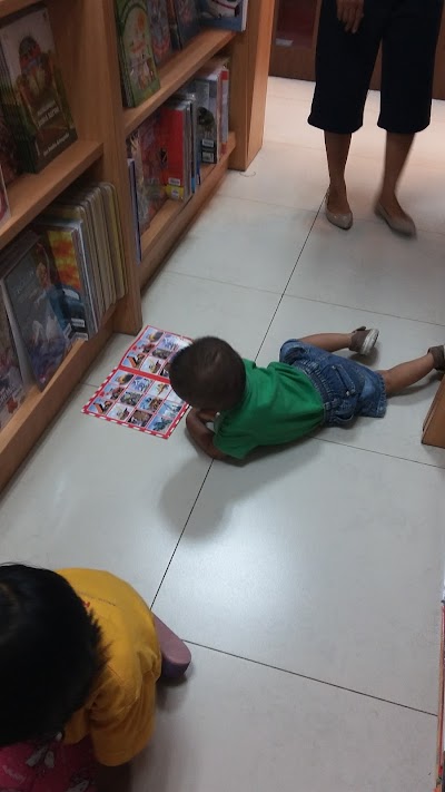 Photos of GRAMEDIA - Matahari Duta Plaza