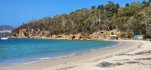 Coningham Beach - Thumbnail