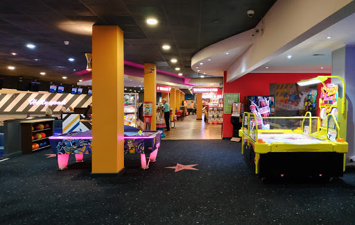 Hollywood Bowl Tolworth - Thumbnail
