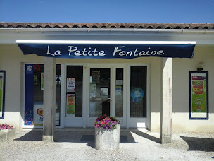 Photo n°1 de La Petite Fontaine à Fontaines-d'Ozillac (Bar)