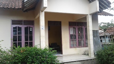 Photos of Warto Mebel Purwokerto