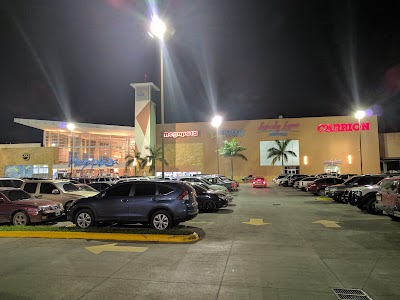 Photos of Mall Megaplaza El Progreso