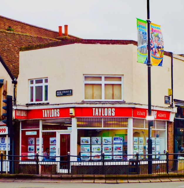Taylors Estate Agents Dunstable photo 3