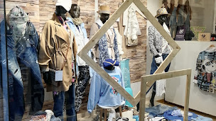 Photo n°6 de Christy's Jeans à Bonneville (Magasin de vêtements pour femmes)