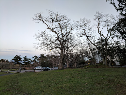 Gonzales Hill Regional Park - Main Parking Lot - Thumbnail