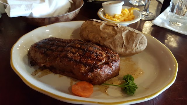 Cattleman's Steakhouse at Indian Cliffs Ranch